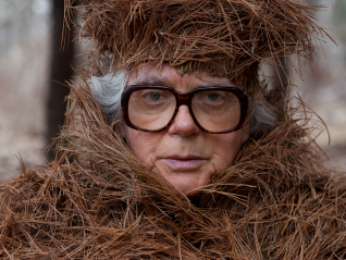 Eyes as Big as Plates # Bob (2013) av Karoline Hjorth & Riitta Ikonen