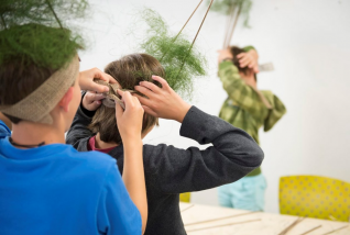 Workshop med elever fra Tåsen skole. Foto: Nasjonalmuseet/Frode Larsen
